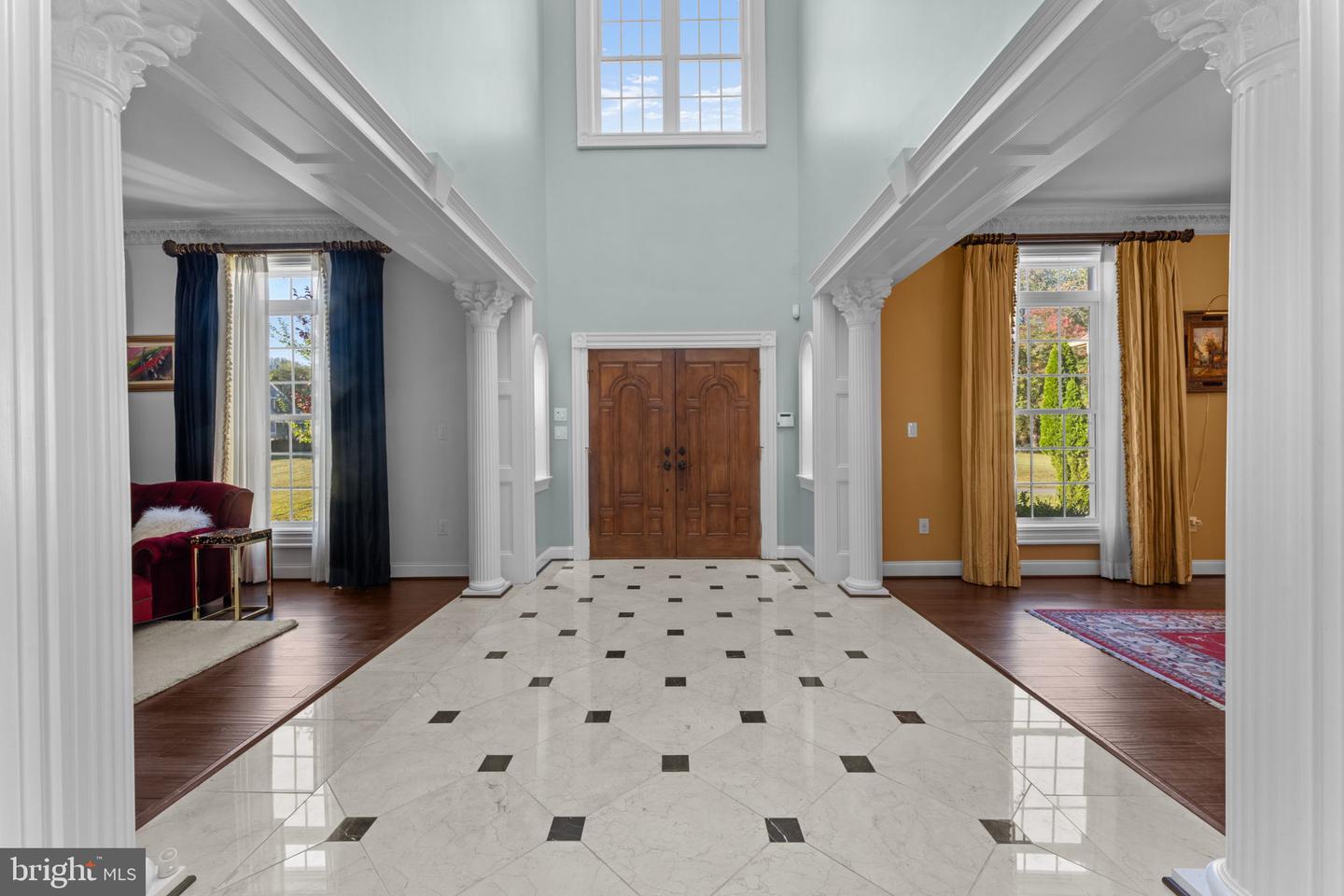 11561 STUART MILL RD, OAKTON, Virginia 22124, 5 Bedrooms Bedrooms, ,5 BathroomsBathrooms,Residential,For sale,11561 STUART MILL RD,VAFX2272610 MLS # VAFX2272610