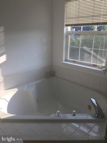 6565 KELSEY POINT CIR, ALEXANDRIA, Virginia 22315, 3 Bedrooms Bedrooms, ,2 BathroomsBathrooms,Residential,For sale,6565 KELSEY POINT CIR,VAFX2272704 MLS # VAFX2272704