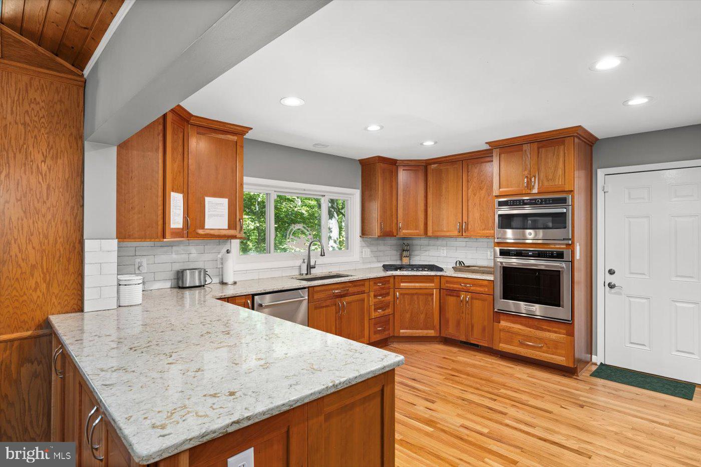 14814 CHILDS COVE DR, SPOTSYLVANIA, Virginia 22551, 4 Bedrooms Bedrooms, 16 Rooms Rooms,3 BathroomsBathrooms,Residential,For sale,14814 CHILDS COVE DR,VASP2036702 MLS # VASP2036702
