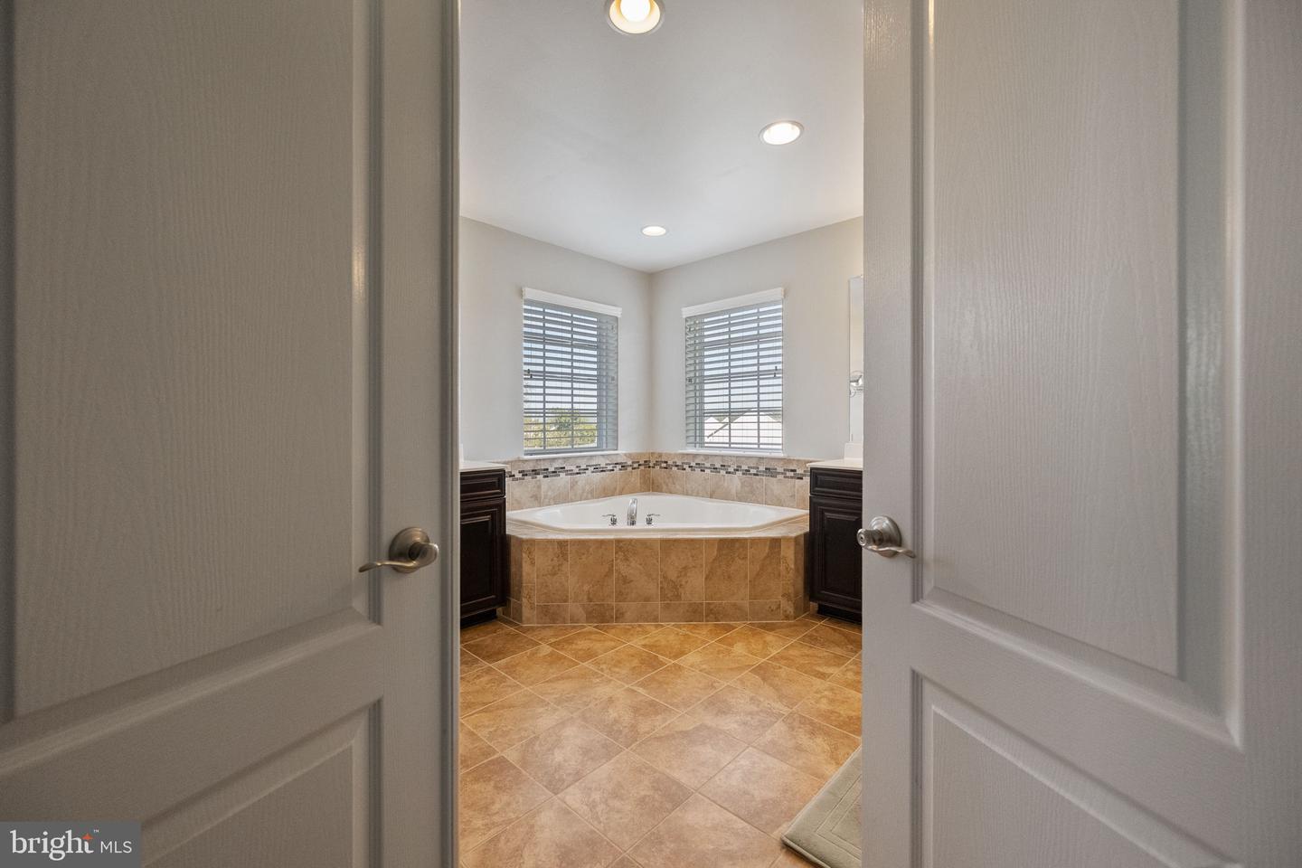 13538 EAGLES REST DR, LEESBURG, Virginia 20176, 5 Bedrooms Bedrooms, ,3 BathroomsBathrooms,Residential,For sale,13538 EAGLES REST DR,VALO2108408 MLS # VALO2108408