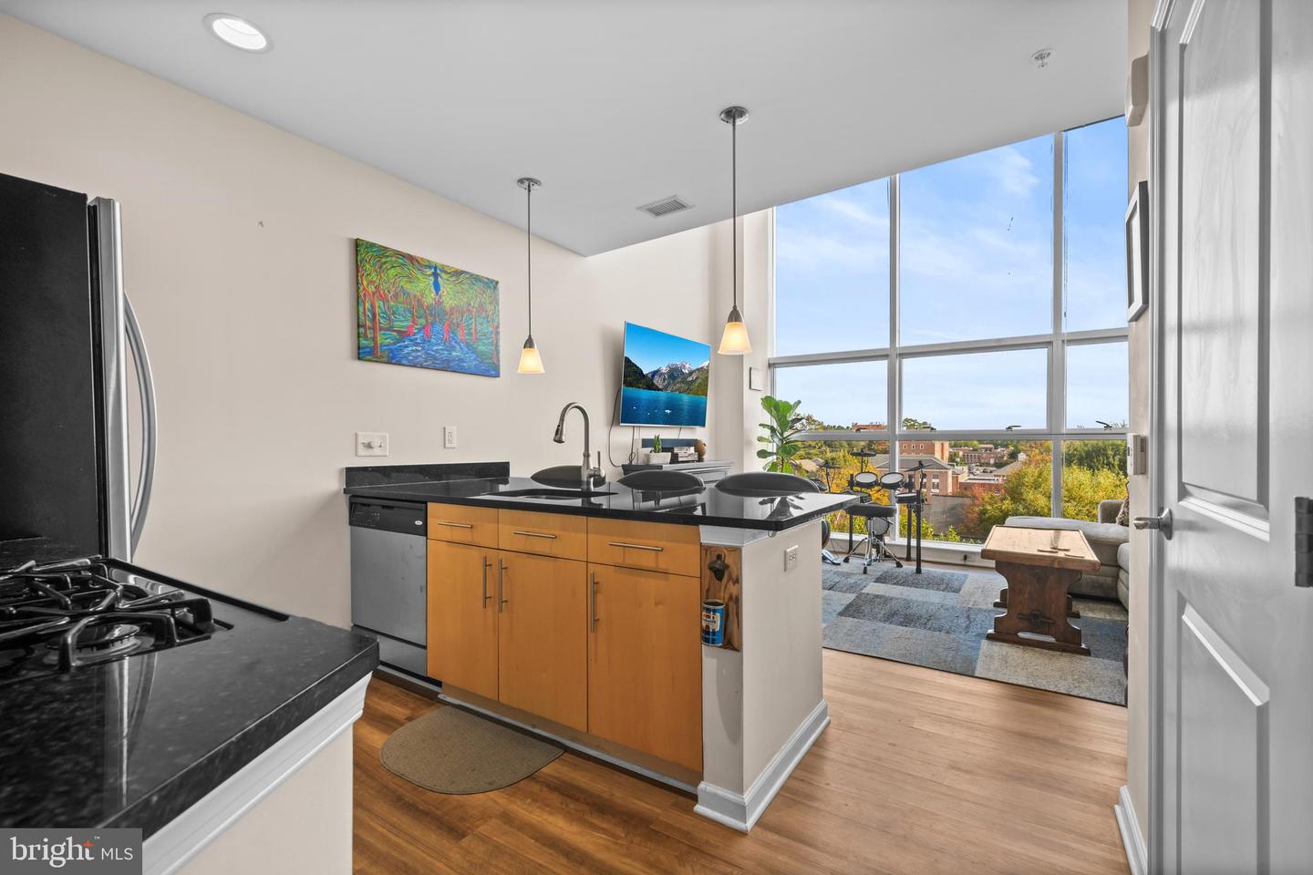 444 W BROAD ST #617, FALLS CHURCH, Virginia 22046, 1 Bedroom Bedrooms, ,1 BathroomBathrooms,Residential,For sale,444 W BROAD ST #617,VAFA2003340 MLS # VAFA2003340