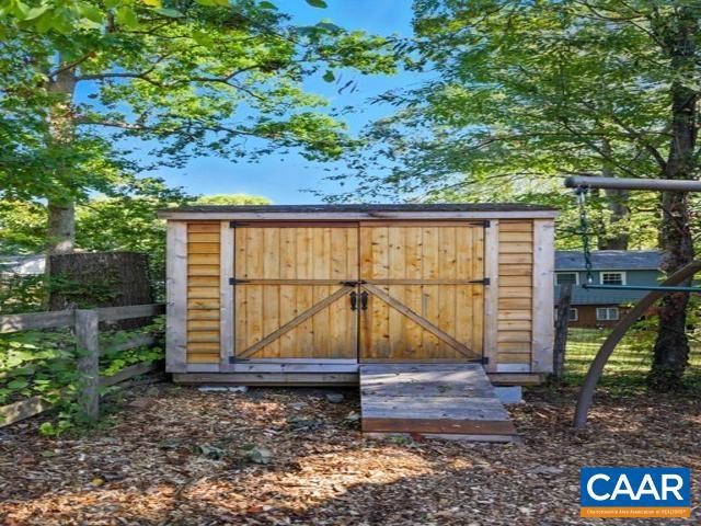 611 SHAMROCK RD, CHARLOTTESVILLE, Virginia 22903, 5 Bedrooms Bedrooms, ,2 BathroomsBathrooms,Residential,For sale,611 SHAMROCK RD,669824 MLS # 669824