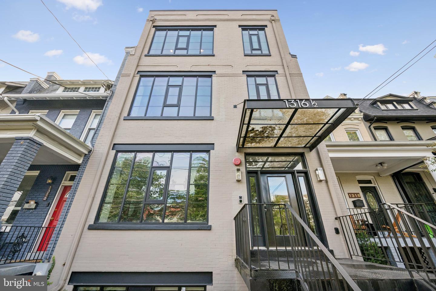 1316 SHEPHERD ST NW #4, WASHINGTON, District Of Columbia 20011, 3 Bedrooms Bedrooms, ,2 BathroomsBathrooms,Residential,For sale,1316 SHEPHERD ST NW #4,DCDC2226358 MLS # DCDC2226358