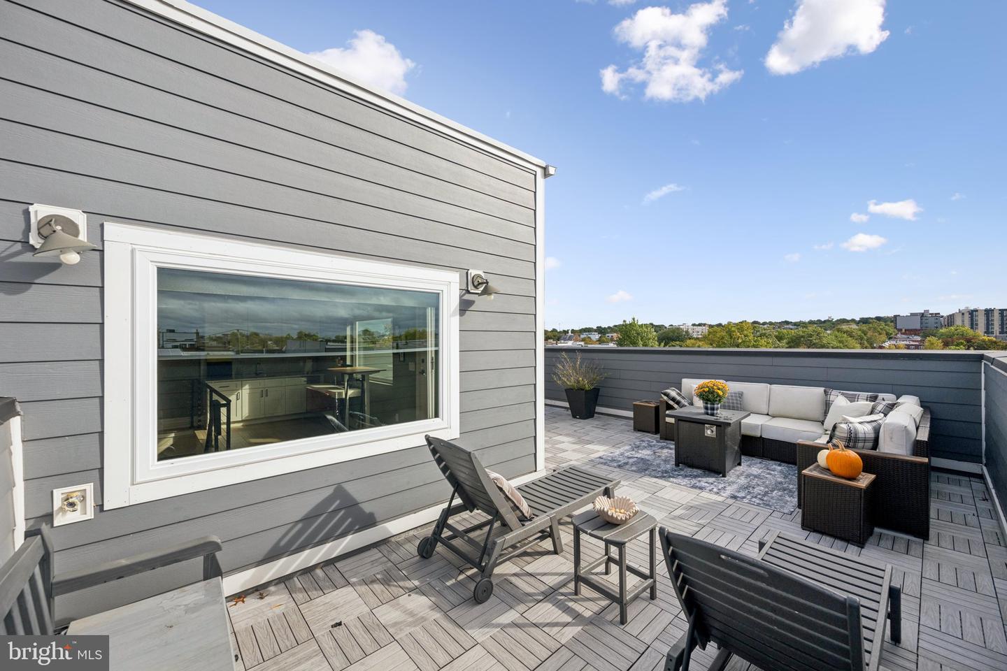1316 SHEPHERD ST NW #4, WASHINGTON, District Of Columbia 20011, 3 Bedrooms Bedrooms, ,2 BathroomsBathrooms,Residential,For sale,1316 SHEPHERD ST NW #4,DCDC2226358 MLS # DCDC2226358