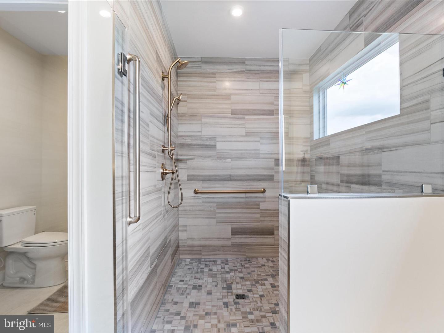 43221 GREELEY SQ, ASHBURN, Virginia 20148, 3 Bedrooms Bedrooms, ,3 BathroomsBathrooms,Residential,For sale,43221 GREELEY SQ,VALO2108558 MLS # VALO2108558