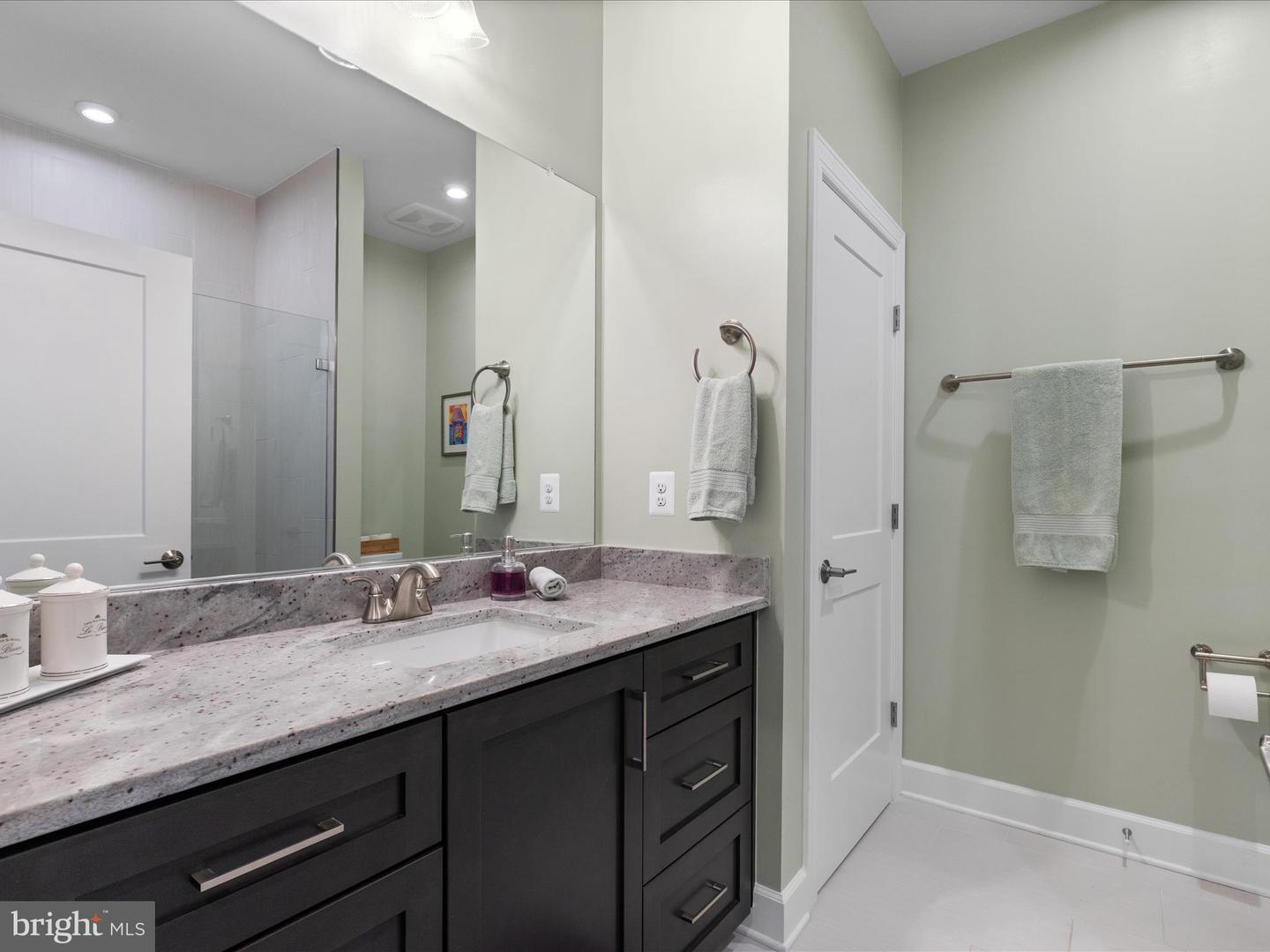 43221 GREELEY SQ, ASHBURN, Virginia 20148, 3 Bedrooms Bedrooms, ,3 BathroomsBathrooms,Residential,For sale,43221 GREELEY SQ,VALO2108558 MLS # VALO2108558