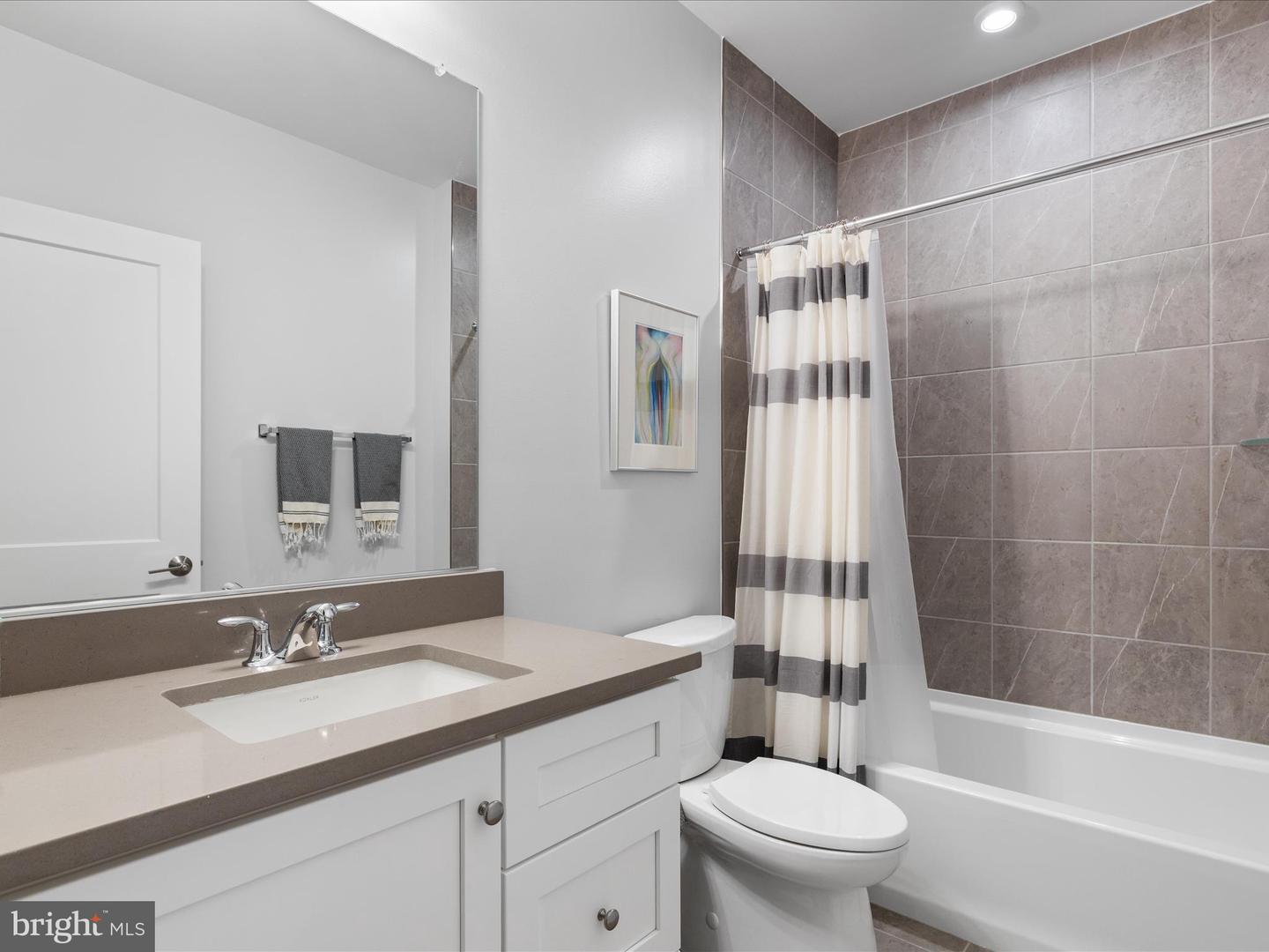 43221 GREELEY SQ, ASHBURN, Virginia 20148, 3 Bedrooms Bedrooms, ,3 BathroomsBathrooms,Residential,For sale,43221 GREELEY SQ,VALO2108558 MLS # VALO2108558