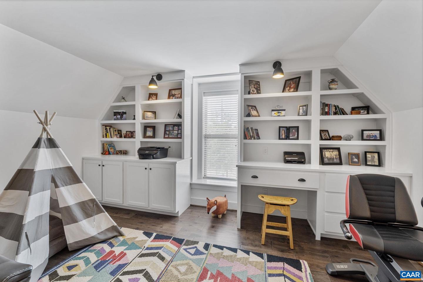 920 PARK RIDGE DR, CROZET, Virginia 22932, 4 Bedrooms Bedrooms, ,3 BathroomsBathrooms,Residential,For sale,920 PARK RIDGE DR,669887 MLS # 669887