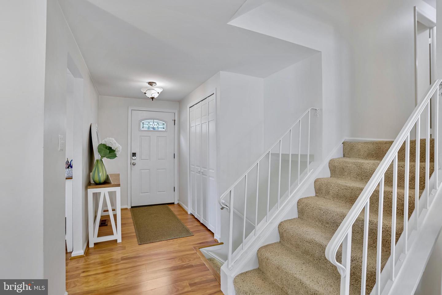 15303 WHISPERING GLEN CT, CENTREVILLE, Virginia 20120, 3 Bedrooms Bedrooms, ,1 BathroomBathrooms,Residential,For sale,15303 WHISPERING GLEN CT,VAFX2273990 MLS # VAFX2273990