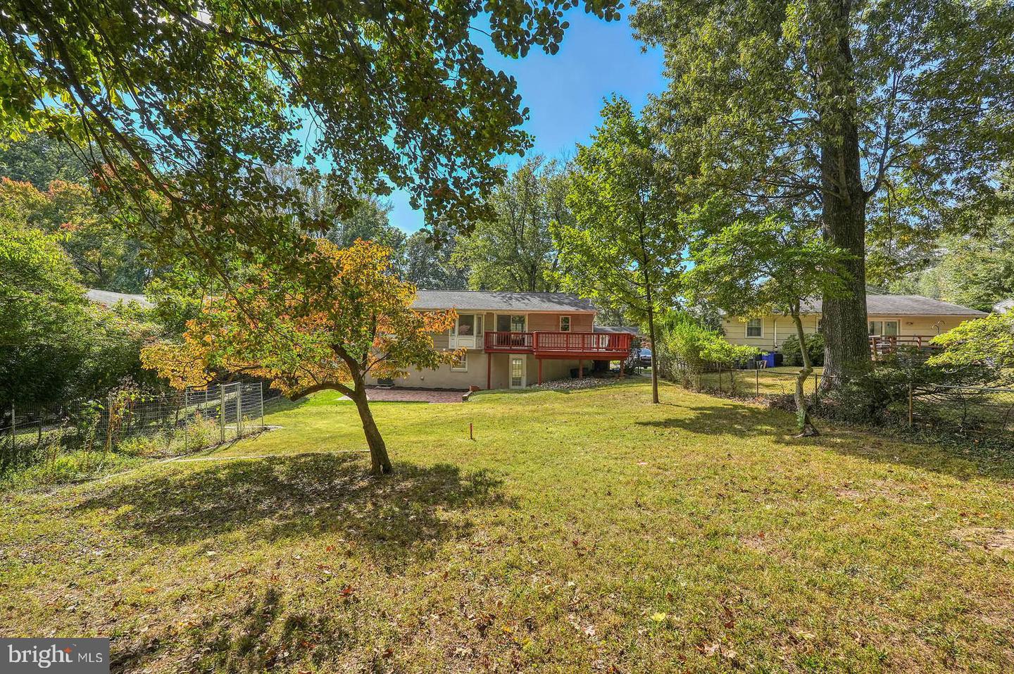 1107 DESALE ST SW, VIENNA, Virginia 22180, 4 Bedrooms Bedrooms, ,3 BathroomsBathrooms,Residential,For sale,1107 DESALE ST SW,VAFX2274064 MLS # VAFX2274064