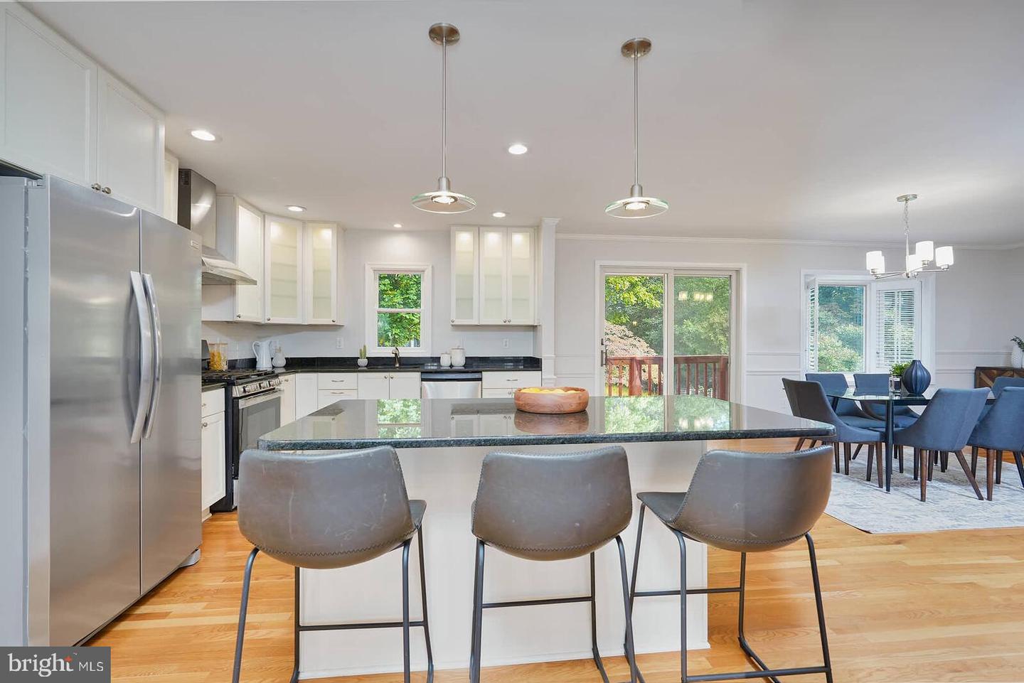 1107 DESALE ST SW, VIENNA, Virginia 22180, 4 Bedrooms Bedrooms, ,3 BathroomsBathrooms,Residential,For sale,1107 DESALE ST SW,VAFX2274064 MLS # VAFX2274064