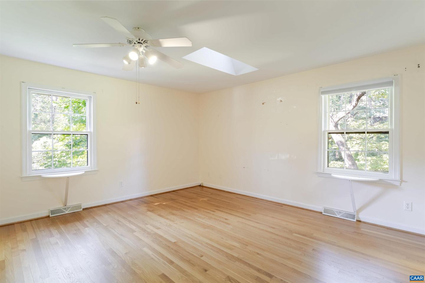 207 SURREY RD, CHARLOTTESVILLE, Virginia 22901, 3 Bedrooms Bedrooms, ,3 BathroomsBathrooms,Residential,For sale,207 SURREY RD,669951 MLS # 669951