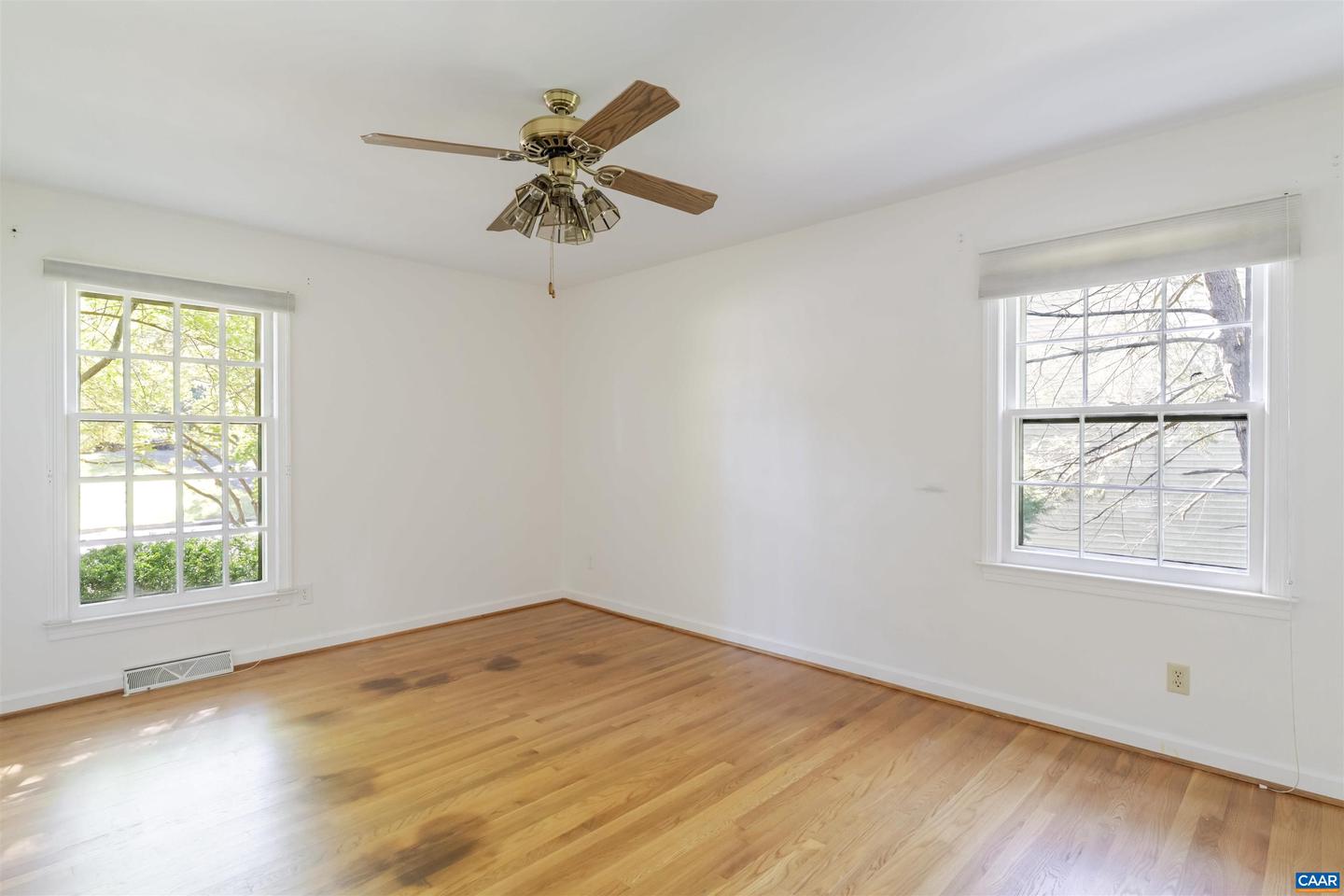 207 SURREY RD, CHARLOTTESVILLE, Virginia 22901, 3 Bedrooms Bedrooms, ,3 BathroomsBathrooms,Residential,For sale,207 SURREY RD,669951 MLS # 669951
