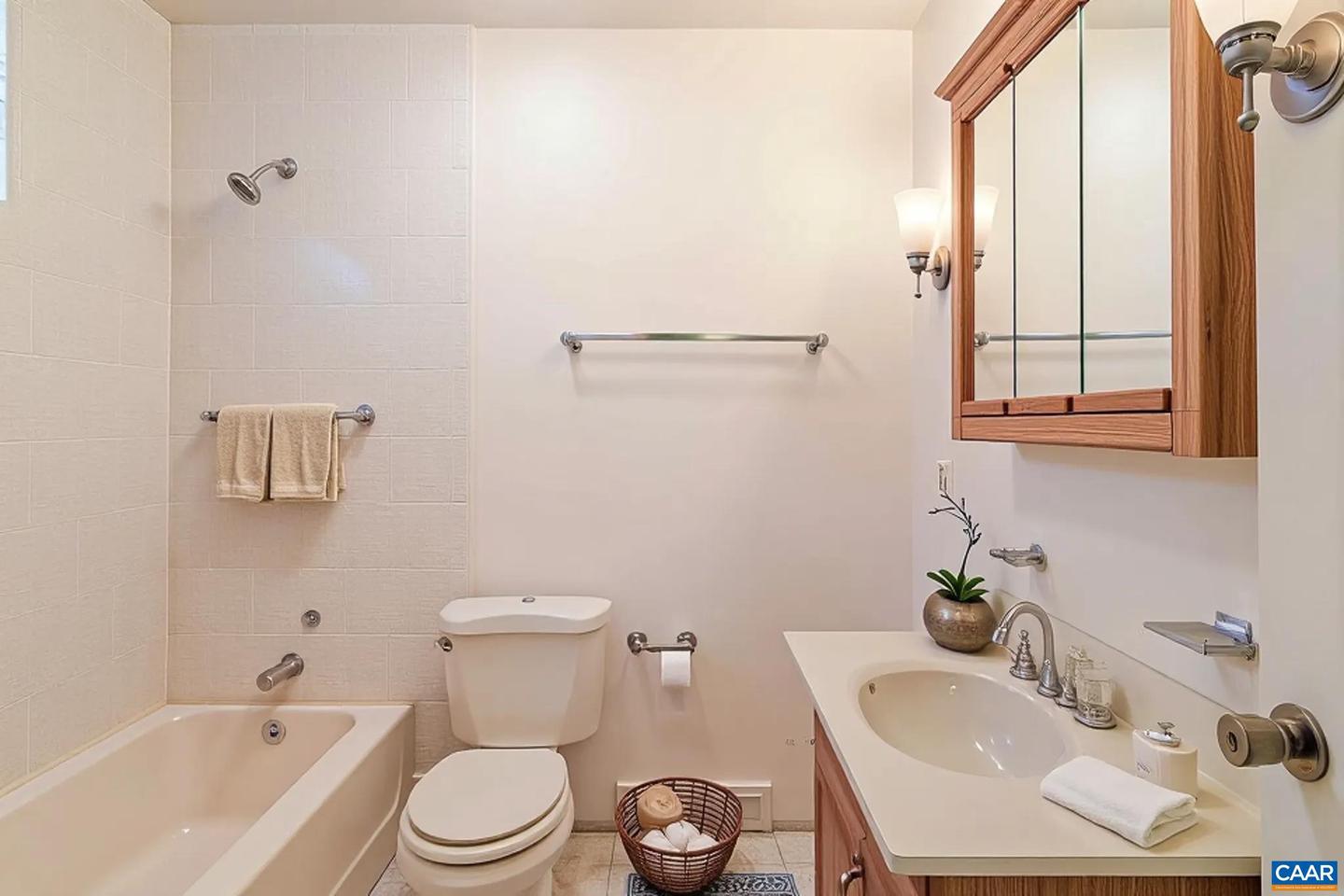207 SURREY RD, CHARLOTTESVILLE, Virginia 22901, 3 Bedrooms Bedrooms, ,3 BathroomsBathrooms,Residential,For sale,207 SURREY RD,669951 MLS # 669951