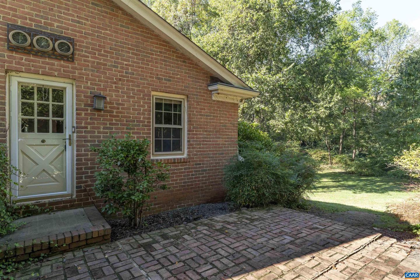 207 SURREY RD, CHARLOTTESVILLE, Virginia 22901, 3 Bedrooms Bedrooms, ,3 BathroomsBathrooms,Residential,For sale,207 SURREY RD,669951 MLS # 669951