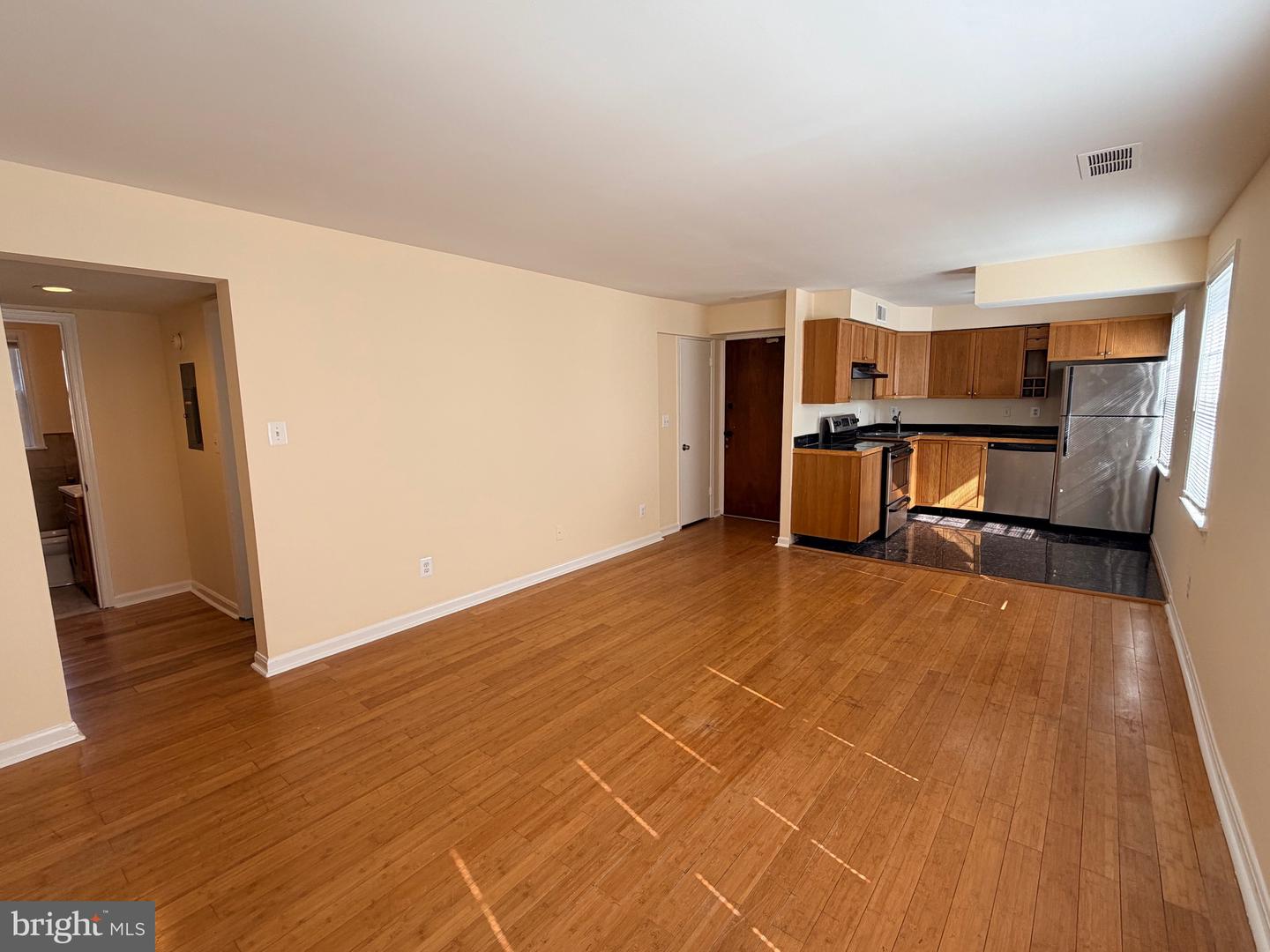 2113 FORT DAVIS ST SE #102, WASHINGTON, District Of Columbia 20020, 1 Bedroom Bedrooms, ,1 BathroomBathrooms,Residential,For sale,2113 FORT DAVIS ST SE #102,DCDC2226432 MLS # DCDC2226432