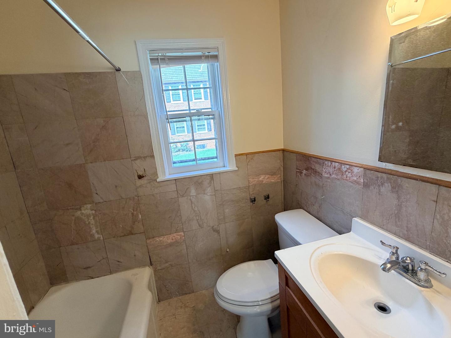 2113 FORT DAVIS ST SE #102, WASHINGTON, District Of Columbia 20020, 1 Bedroom Bedrooms, ,1 BathroomBathrooms,Residential,For sale,2113 FORT DAVIS ST SE #102,DCDC2226432 MLS # DCDC2226432