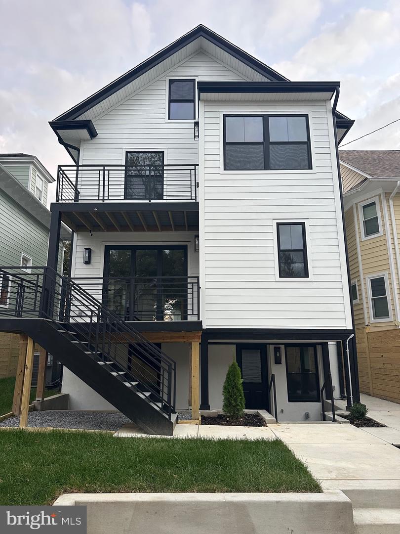 1209 DECATUR ST NW, WASHINGTON, District Of Columbia 20011, 6 Bedrooms Bedrooms, ,5 BathroomsBathrooms,Residential,For sale,1209 DECATUR ST NW,DCDC2226434 MLS # DCDC2226434