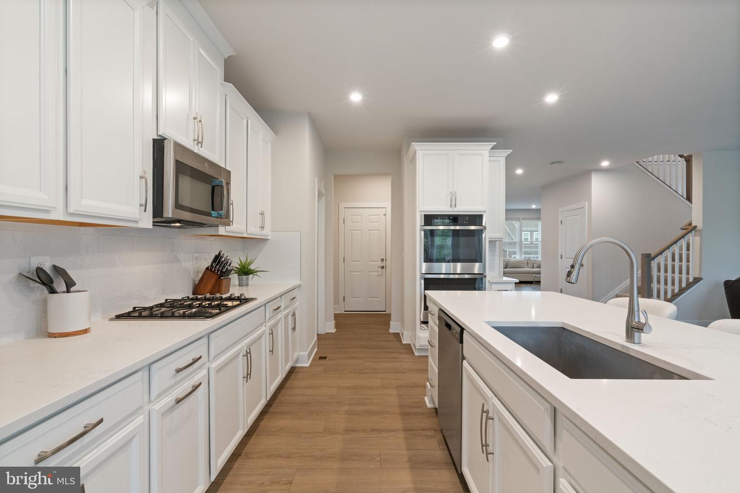 18082 MARSH PINE RD, DUMFRIES, Virginia 22026, 5 Bedrooms Bedrooms, ,4 BathroomsBathrooms,Residential,For sale,18082 MARSH PINE RD,VAPW2105780 MLS # VAPW2105780
