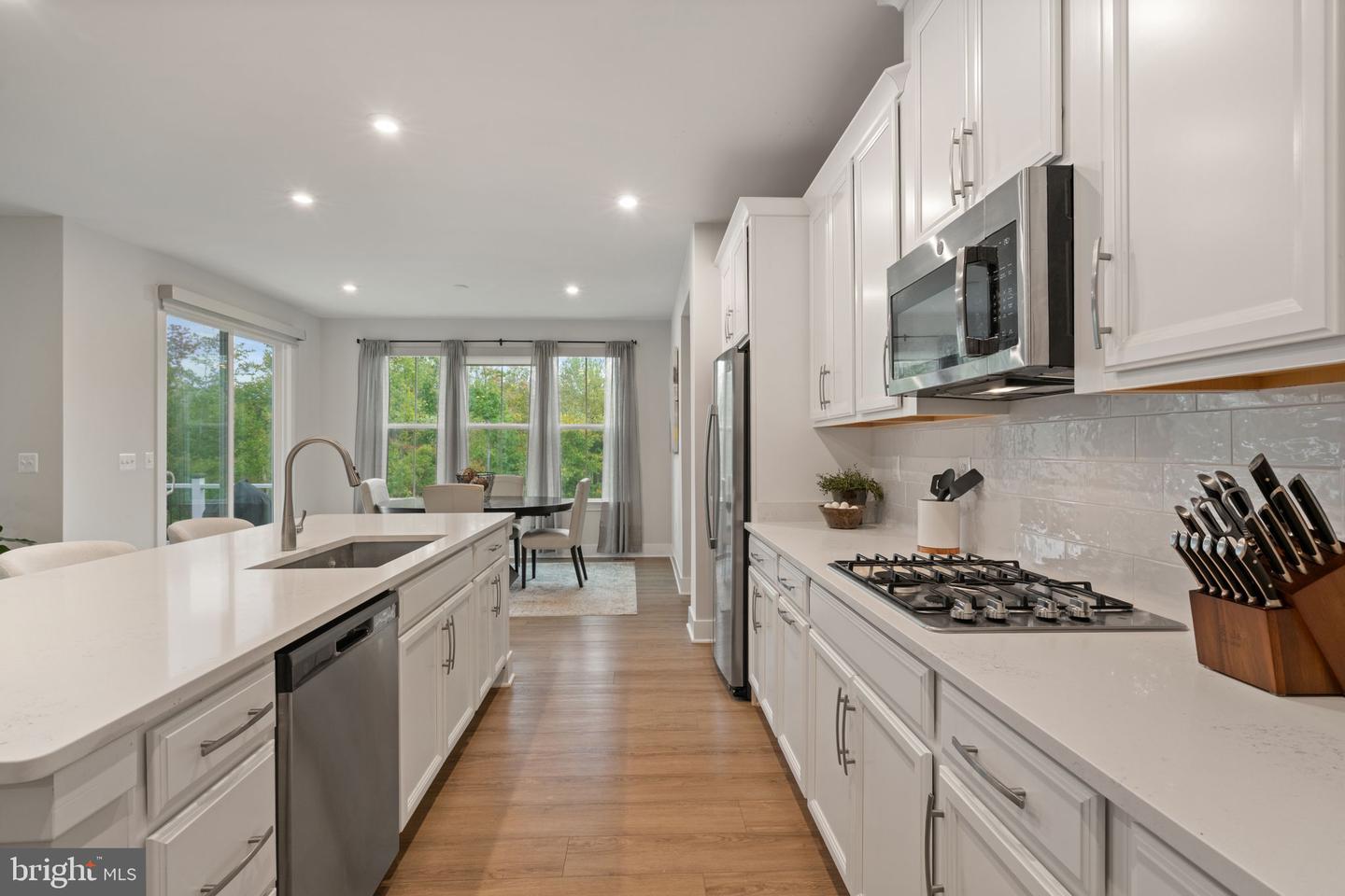 18082 MARSH PINE RD, DUMFRIES, Virginia 22026, 5 Bedrooms Bedrooms, ,4 BathroomsBathrooms,Residential,For sale,18082 MARSH PINE RD,VAPW2105780 MLS # VAPW2105780