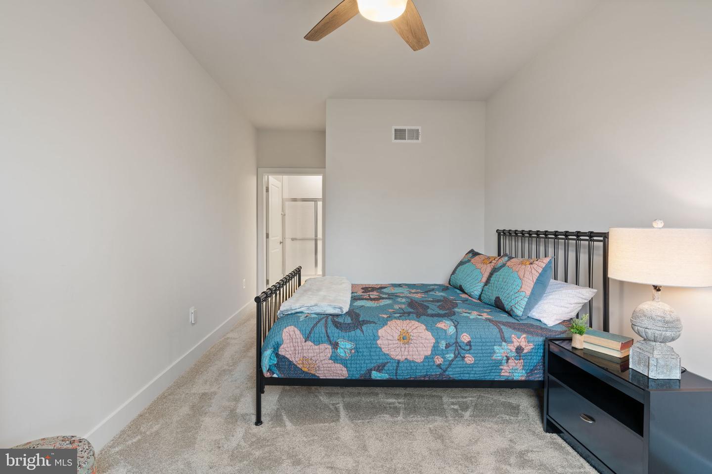 18082 MARSH PINE RD, DUMFRIES, Virginia 22026, 5 Bedrooms Bedrooms, ,4 BathroomsBathrooms,Residential,For sale,18082 MARSH PINE RD,VAPW2105780 MLS # VAPW2105780