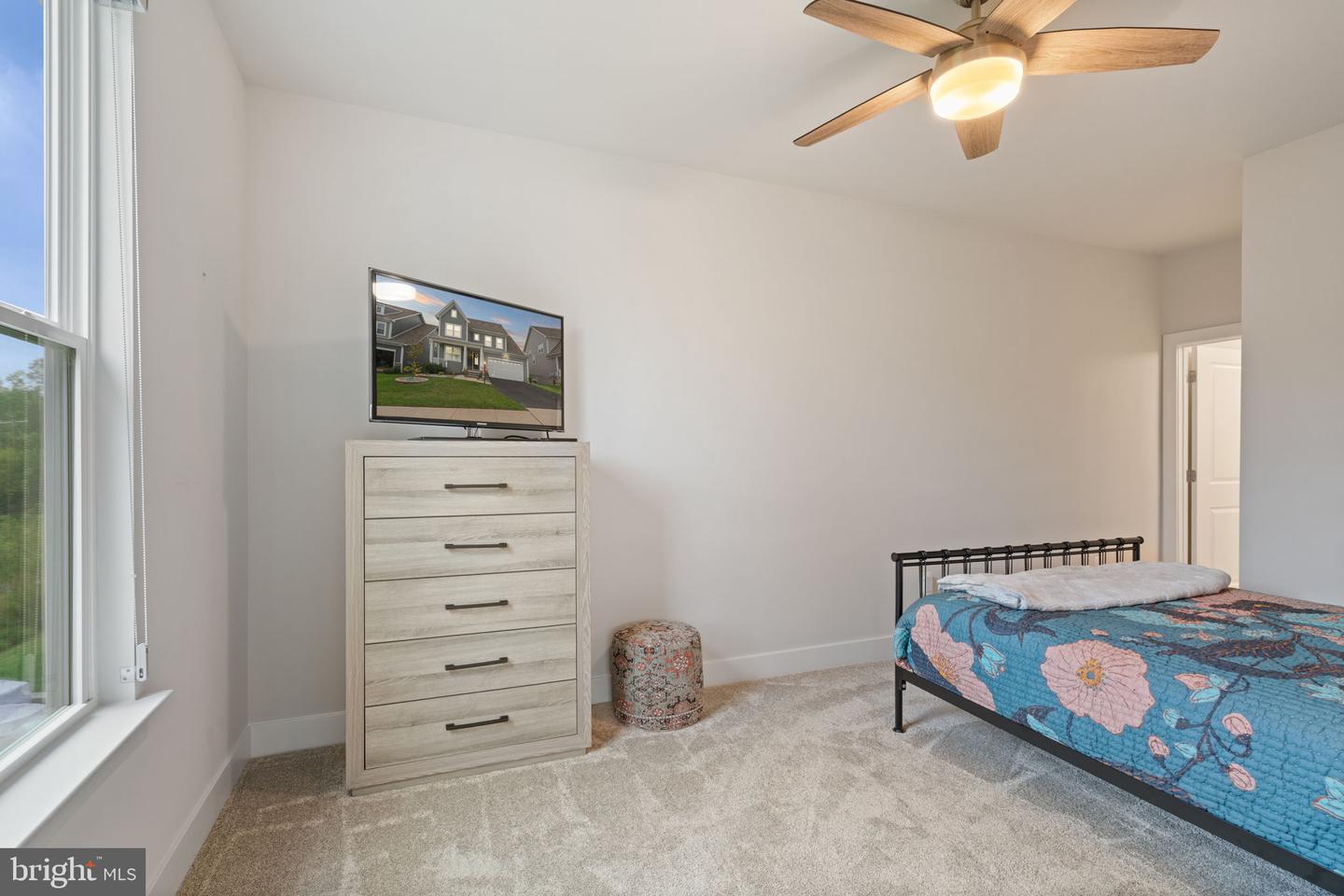 18082 MARSH PINE RD, DUMFRIES, Virginia 22026, 5 Bedrooms Bedrooms, ,4 BathroomsBathrooms,Residential,For sale,18082 MARSH PINE RD,VAPW2105780 MLS # VAPW2105780