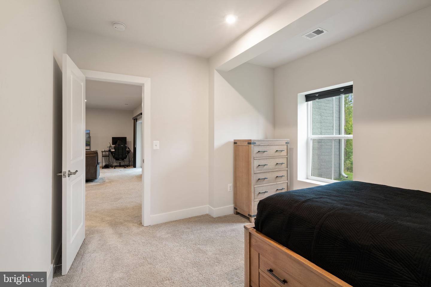18082 MARSH PINE RD, DUMFRIES, Virginia 22026, 5 Bedrooms Bedrooms, ,4 BathroomsBathrooms,Residential,For sale,18082 MARSH PINE RD,VAPW2105780 MLS # VAPW2105780