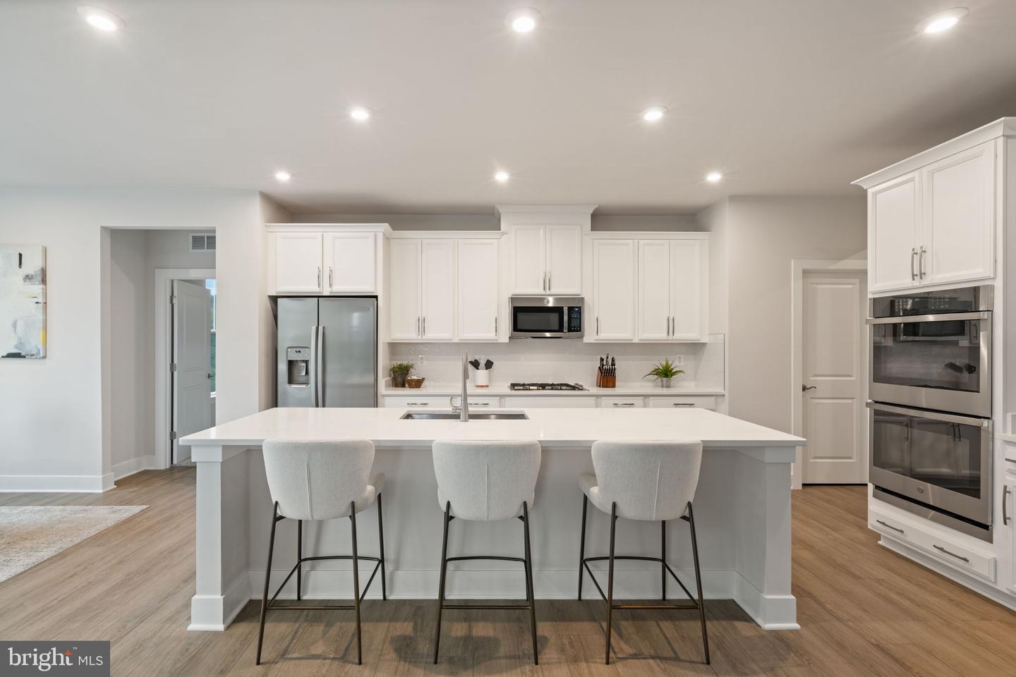 18082 MARSH PINE RD, DUMFRIES, Virginia 22026, 5 Bedrooms Bedrooms, ,4 BathroomsBathrooms,Residential,For sale,18082 MARSH PINE RD,VAPW2105780 MLS # VAPW2105780