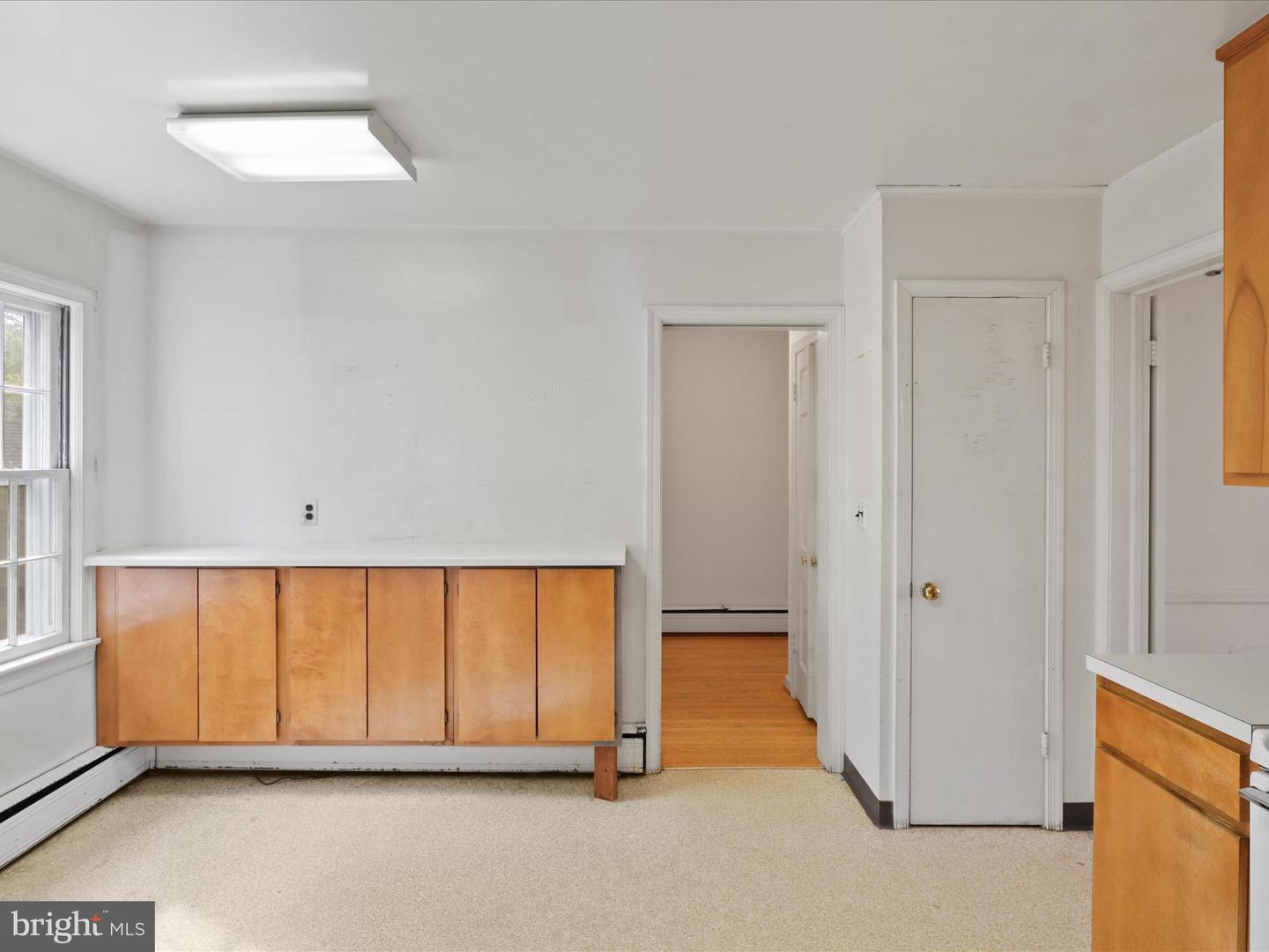 4518 40TH ST N, ARLINGTON, Virginia 22207, 4 Bedrooms Bedrooms, 11 Rooms Rooms,3 BathroomsBathrooms,Residential,For sale,4518 40TH ST N,VAAR2064790 MLS # VAAR2064790