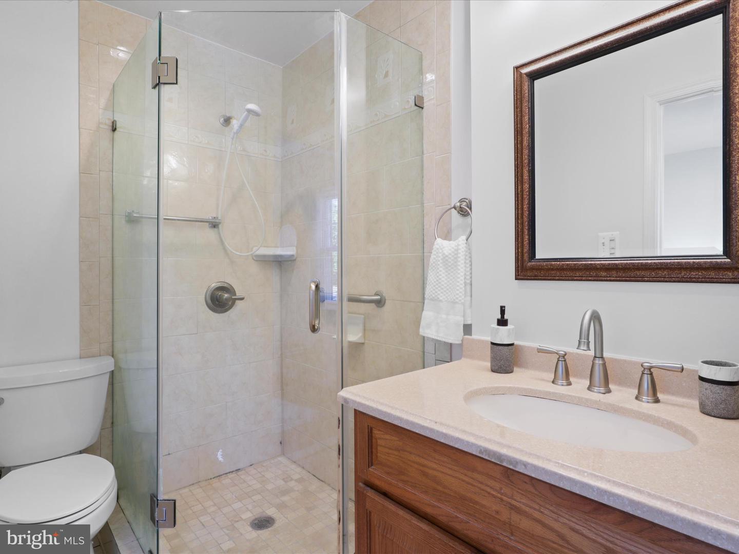 4517 PINECREST HEIGHTS DR, ANNANDALE, Virginia 22003, 3 Bedrooms Bedrooms, ,2 BathroomsBathrooms,Residential,For sale,4517 PINECREST HEIGHTS DR,VAFX2273806 MLS # VAFX2273806