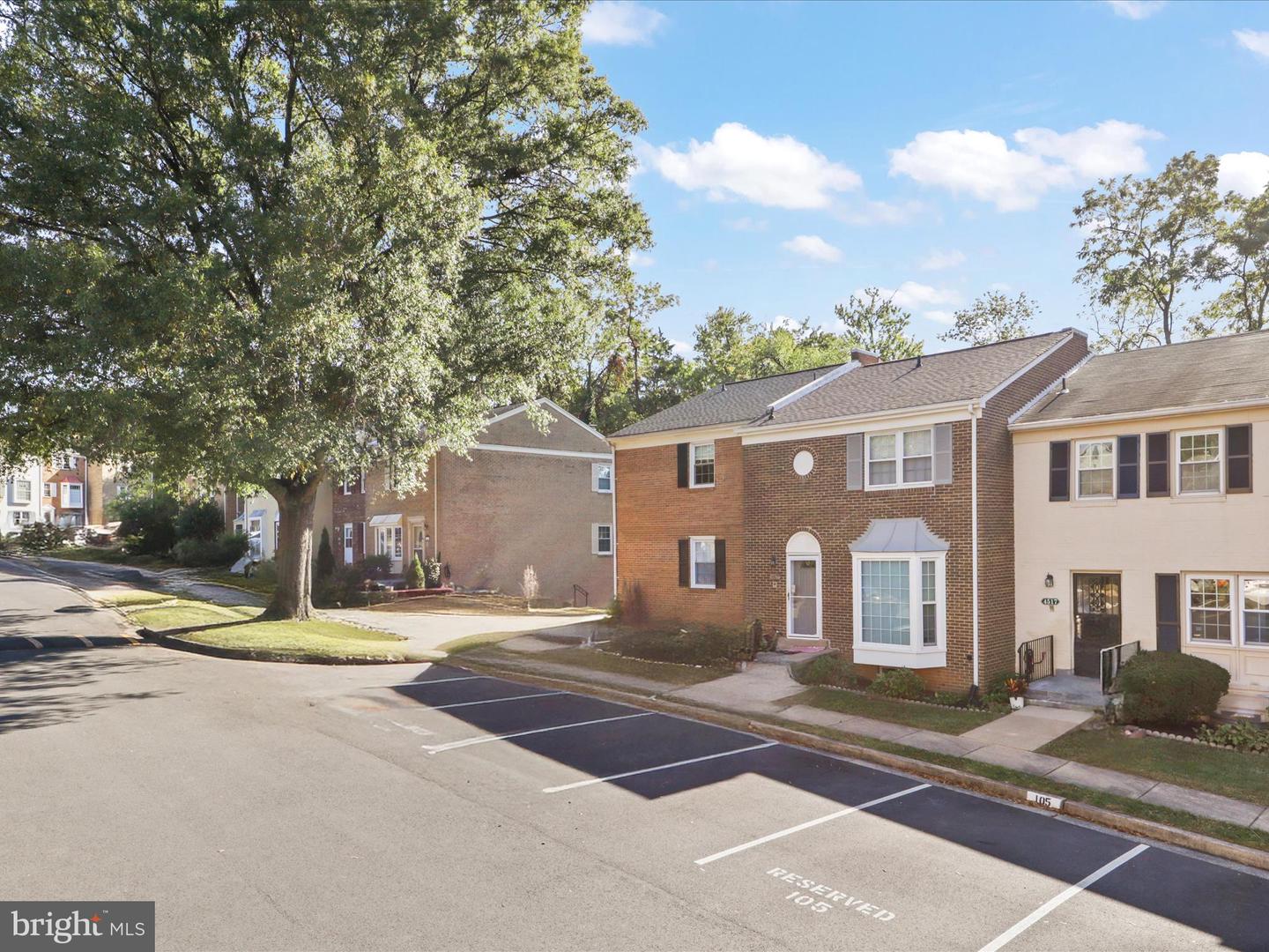 4517 PINECREST HEIGHTS DR, ANNANDALE, Virginia 22003, 3 Bedrooms Bedrooms, ,2 BathroomsBathrooms,Residential,For sale,4517 PINECREST HEIGHTS DR,VAFX2273806 MLS # VAFX2273806