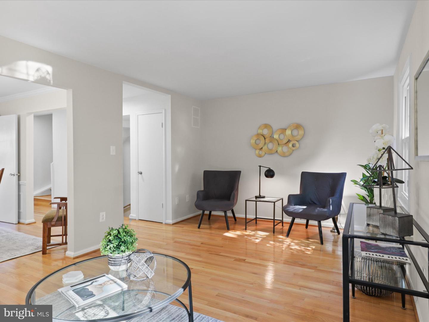 4517 PINECREST HEIGHTS DR, ANNANDALE, Virginia 22003, 3 Bedrooms Bedrooms, ,2 BathroomsBathrooms,Residential,For sale,4517 PINECREST HEIGHTS DR,VAFX2273806 MLS # VAFX2273806