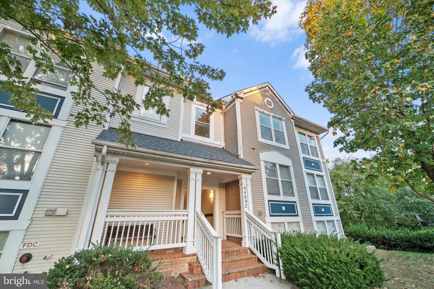 44092 NATALIE TER #302, ASHBURN, Virginia 20147, 3 Bedrooms Bedrooms, ,2 BathroomsBathrooms,Residential,For sale,44092 NATALIE TER #302,VALO2108648 MLS # VALO2108648