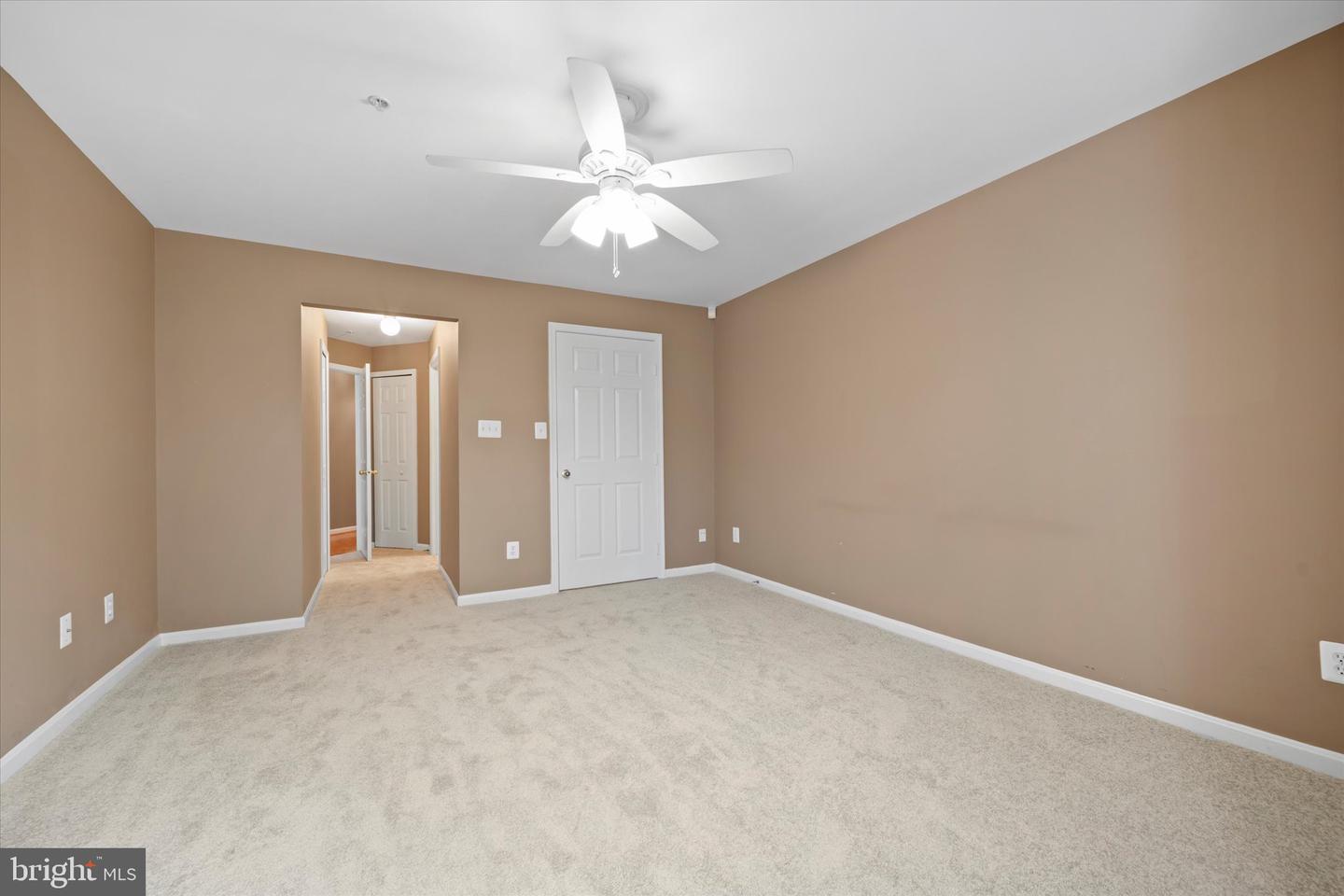44092 NATALIE TER #302, ASHBURN, Virginia 20147, 3 Bedrooms Bedrooms, ,2 BathroomsBathrooms,Residential,For sale,44092 NATALIE TER #302,VALO2108648 MLS # VALO2108648