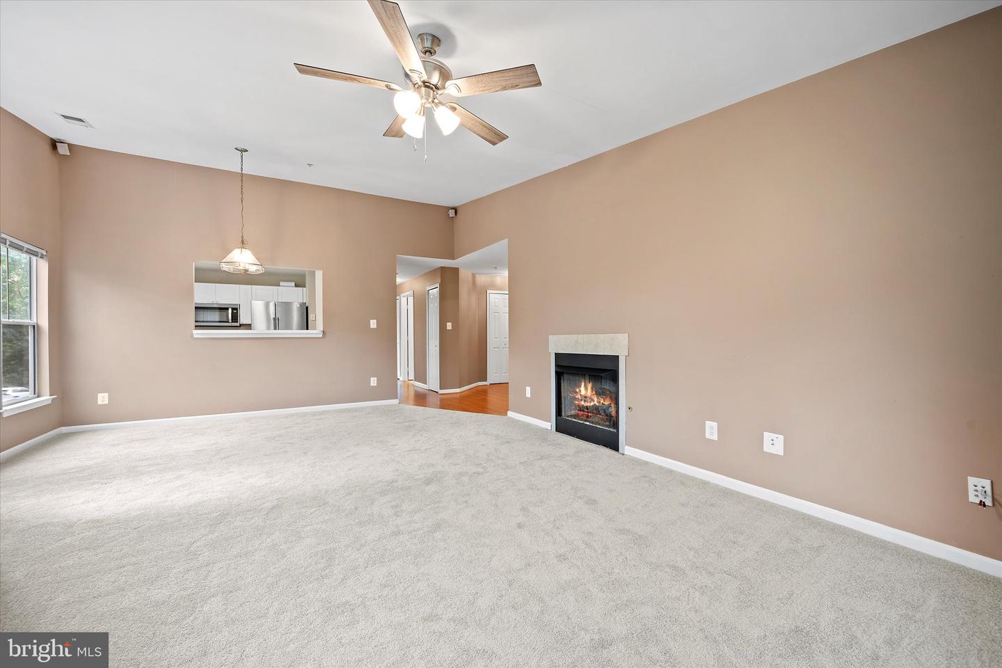 44092 NATALIE TER #302, ASHBURN, Virginia 20147, 3 Bedrooms Bedrooms, ,2 BathroomsBathrooms,Residential,For sale,44092 NATALIE TER #302,VALO2108648 MLS # VALO2108648