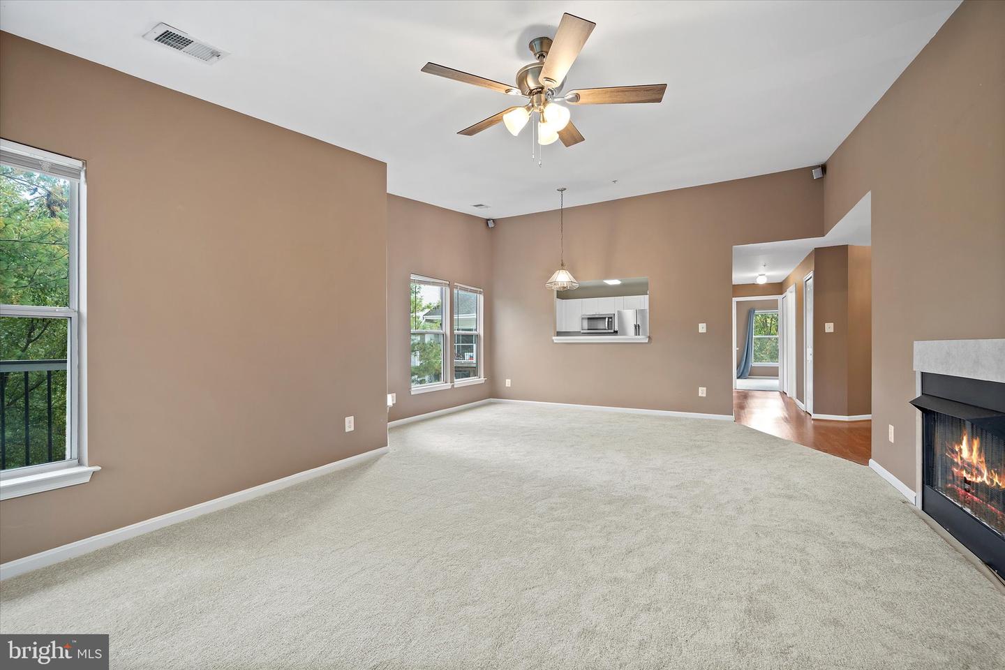 44092 NATALIE TER #302, ASHBURN, Virginia 20147, 3 Bedrooms Bedrooms, ,2 BathroomsBathrooms,Residential,For sale,44092 NATALIE TER #302,VALO2108648 MLS # VALO2108648