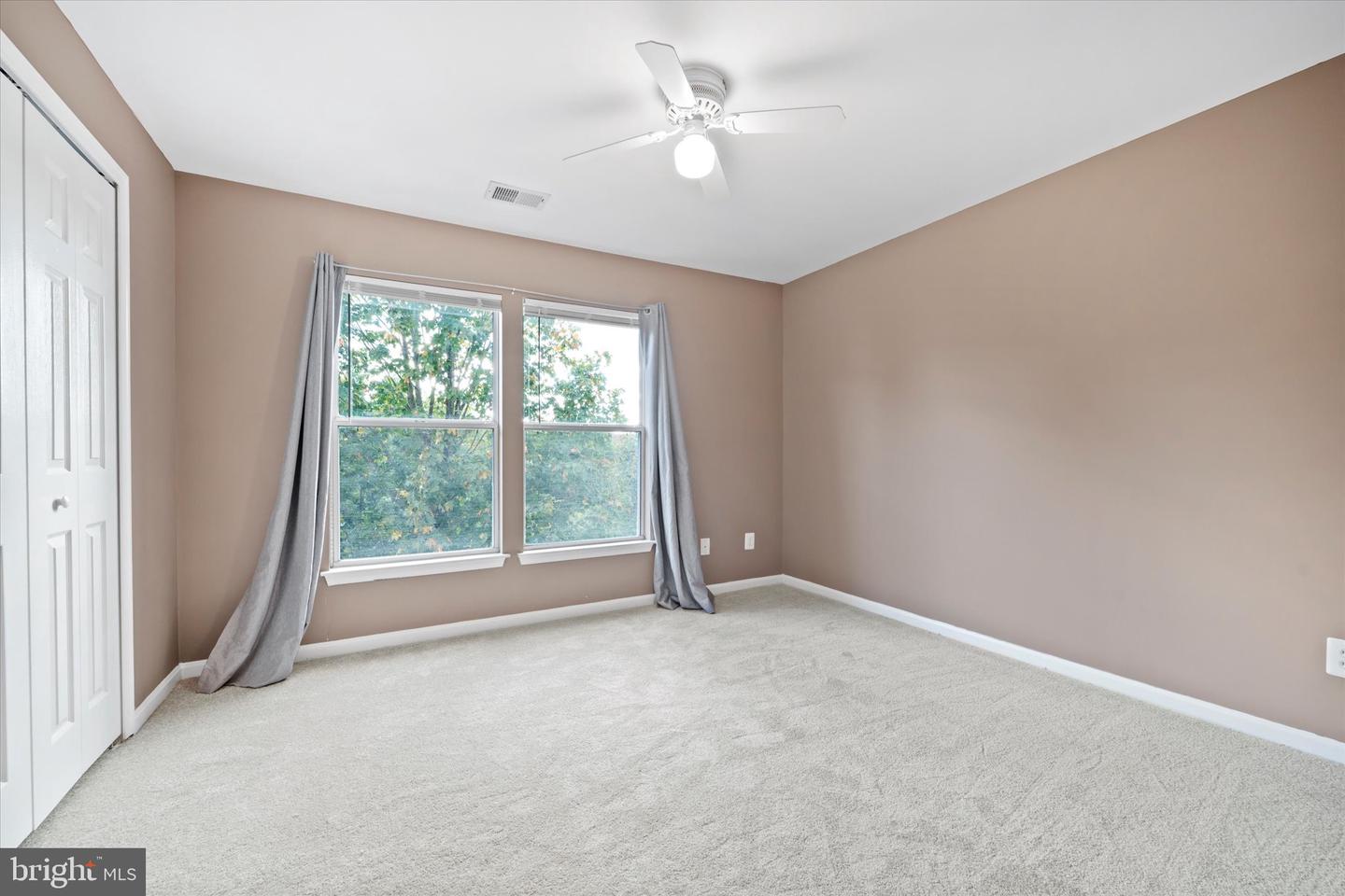44092 NATALIE TER #302, ASHBURN, Virginia 20147, 3 Bedrooms Bedrooms, ,2 BathroomsBathrooms,Residential,For sale,44092 NATALIE TER #302,VALO2108648 MLS # VALO2108648