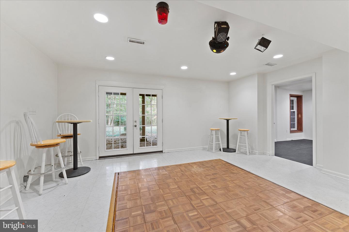 7917 MANOR HOUSE DR, FAIRFAX STATION, Virginia 22039, 5 Bedrooms Bedrooms, ,3 BathroomsBathrooms,Residential,For sale,7917 MANOR HOUSE DR,VAFX2273908 MLS # VAFX2273908