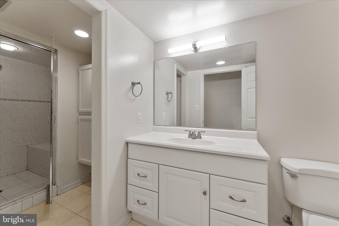 7917 MANOR HOUSE DR, FAIRFAX STATION, Virginia 22039, 5 Bedrooms Bedrooms, ,3 BathroomsBathrooms,Residential,For sale,7917 MANOR HOUSE DR,VAFX2273908 MLS # VAFX2273908