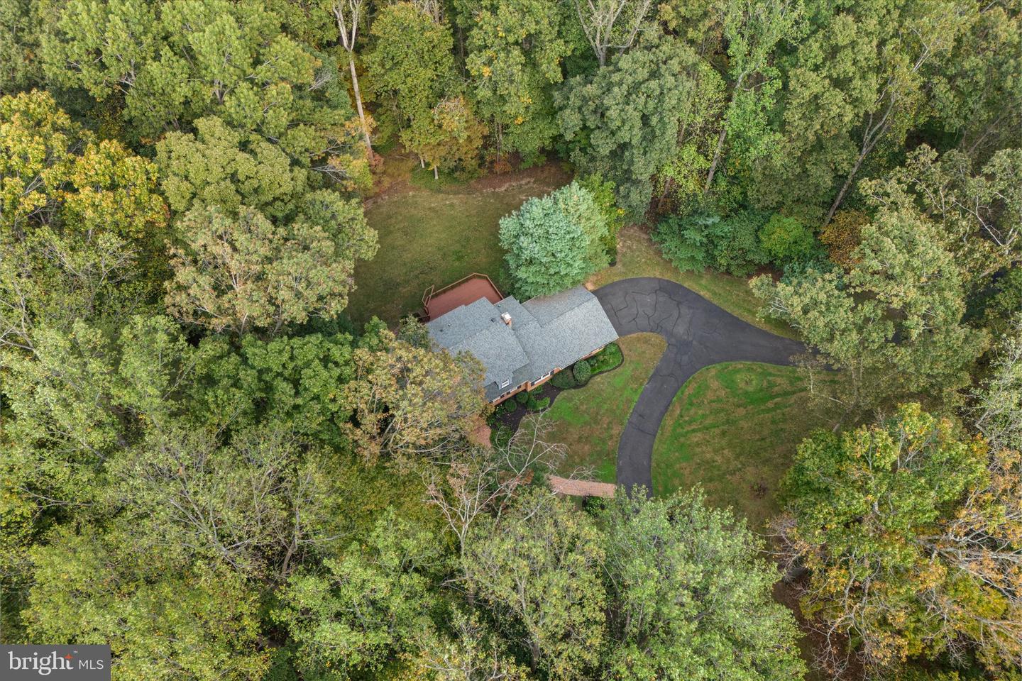 7917 MANOR HOUSE DR, FAIRFAX STATION, Virginia 22039, 5 Bedrooms Bedrooms, ,3 BathroomsBathrooms,Residential,For sale,7917 MANOR HOUSE DR,VAFX2273908 MLS # VAFX2273908