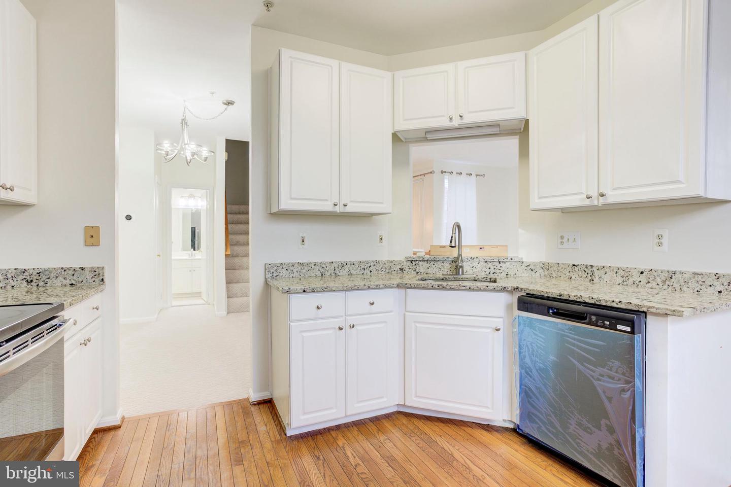 20432 COOL FERN SQ, ASHBURN, Virginia 20147, 2 Bedrooms Bedrooms, ,2 BathroomsBathrooms,Residential,For sale,20432 COOL FERN SQ,VALO2108732 MLS # VALO2108732