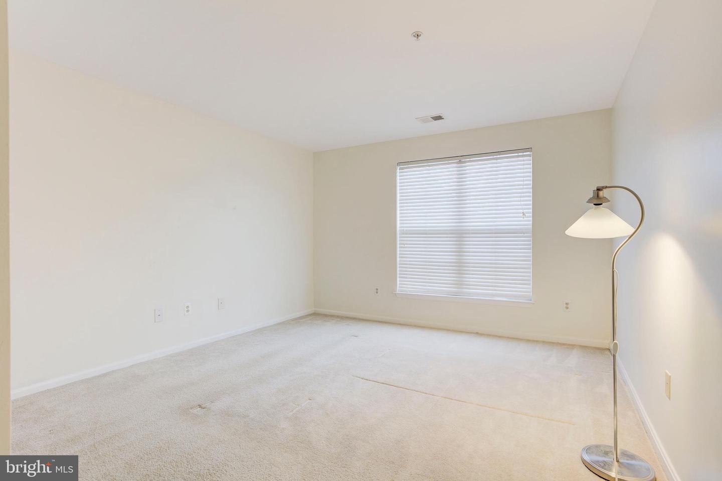 20432 COOL FERN SQ, ASHBURN, Virginia 20147, 2 Bedrooms Bedrooms, ,2 BathroomsBathrooms,Residential,For sale,20432 COOL FERN SQ,VALO2108732 MLS # VALO2108732