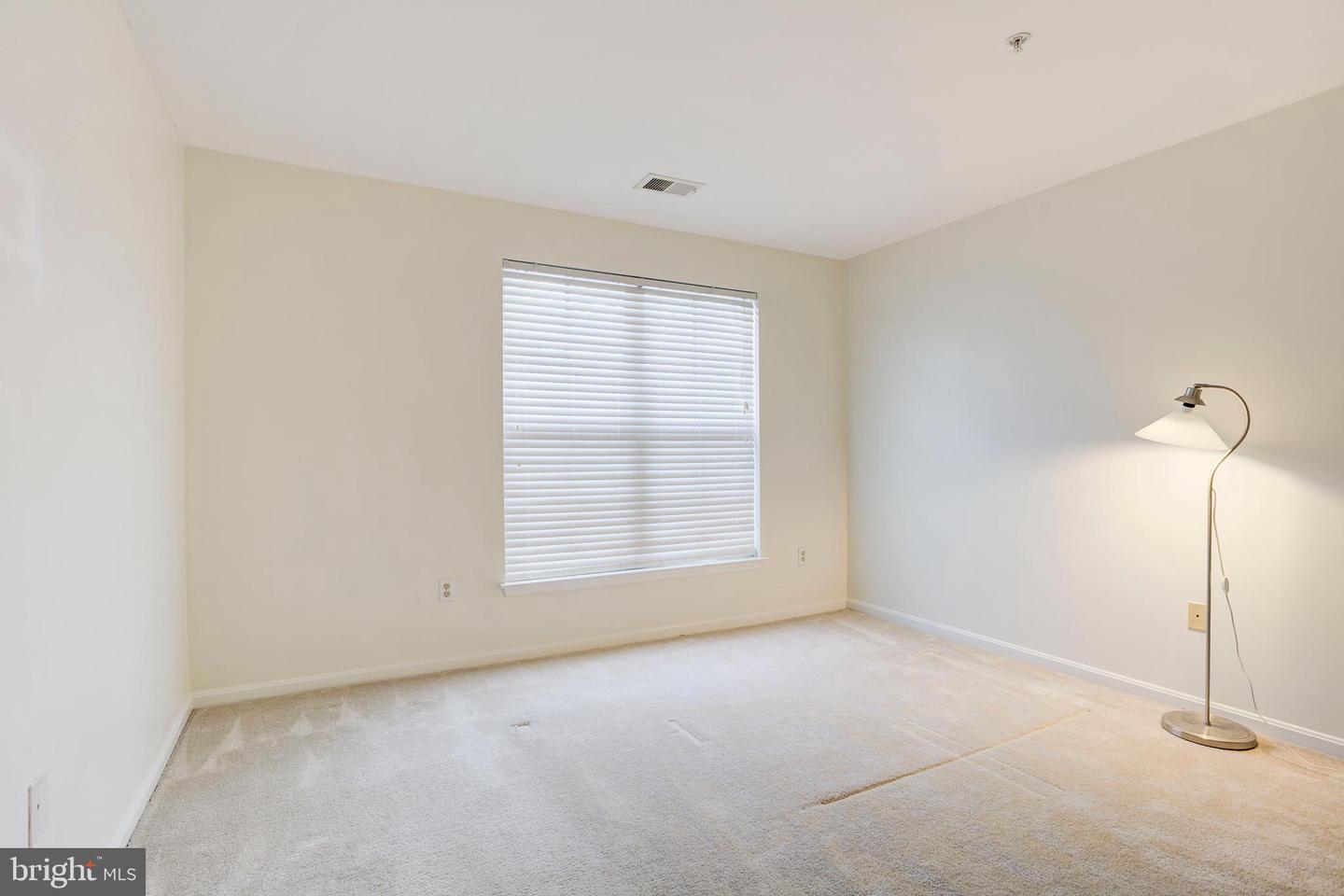 20432 COOL FERN SQ, ASHBURN, Virginia 20147, 2 Bedrooms Bedrooms, ,2 BathroomsBathrooms,Residential,For sale,20432 COOL FERN SQ,VALO2108732 MLS # VALO2108732