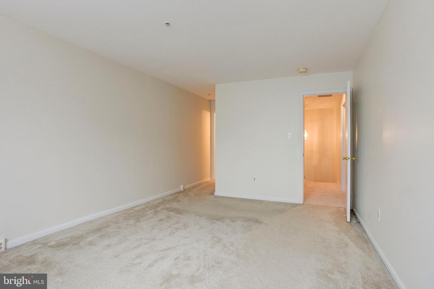 20432 COOL FERN SQ, ASHBURN, Virginia 20147, 2 Bedrooms Bedrooms, ,2 BathroomsBathrooms,Residential,For sale,20432 COOL FERN SQ,VALO2108732 MLS # VALO2108732