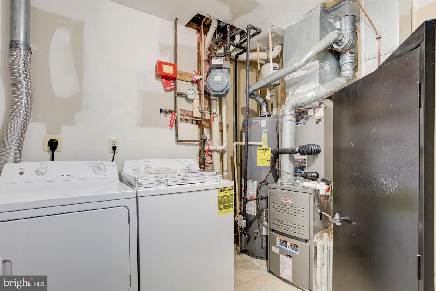 20432 COOL FERN SQ, ASHBURN, Virginia 20147, 2 Bedrooms Bedrooms, ,2 BathroomsBathrooms,Residential,For sale,20432 COOL FERN SQ,VALO2108732 MLS # VALO2108732