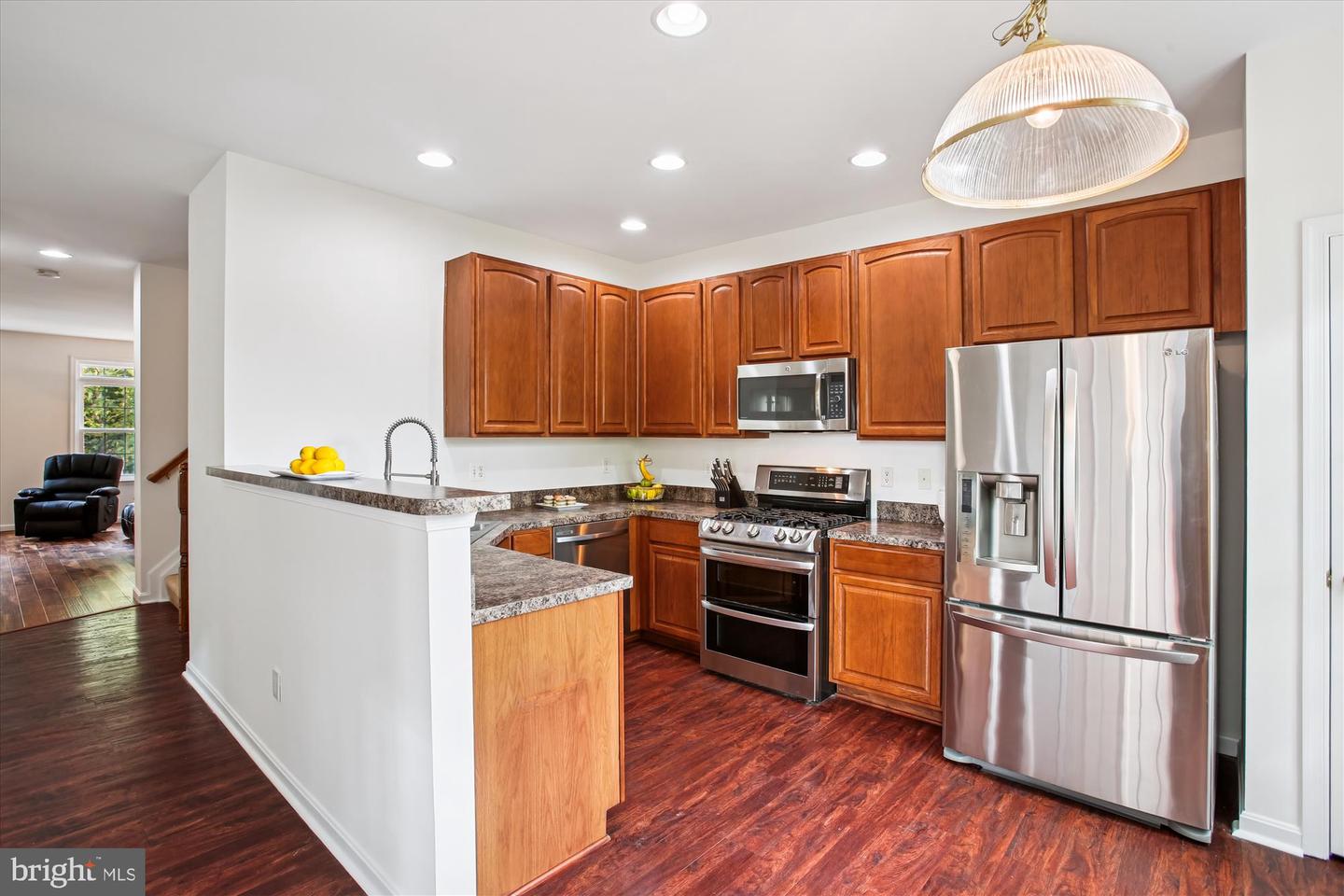 3335 BEECHCLIFF DR, ALEXANDRIA, Virginia 22306, 4 Bedrooms Bedrooms, ,3 BathroomsBathrooms,Residential,For sale,3335 BEECHCLIFF DR,VAFX2273994 MLS # VAFX2273994