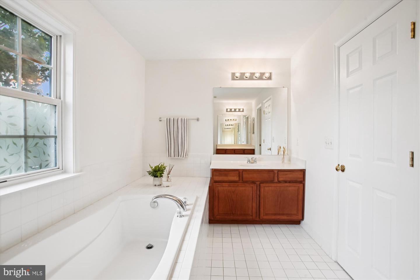 3335 BEECHCLIFF DR, ALEXANDRIA, Virginia 22306, 4 Bedrooms Bedrooms, ,3 BathroomsBathrooms,Residential,For sale,3335 BEECHCLIFF DR,VAFX2273994 MLS # VAFX2273994
