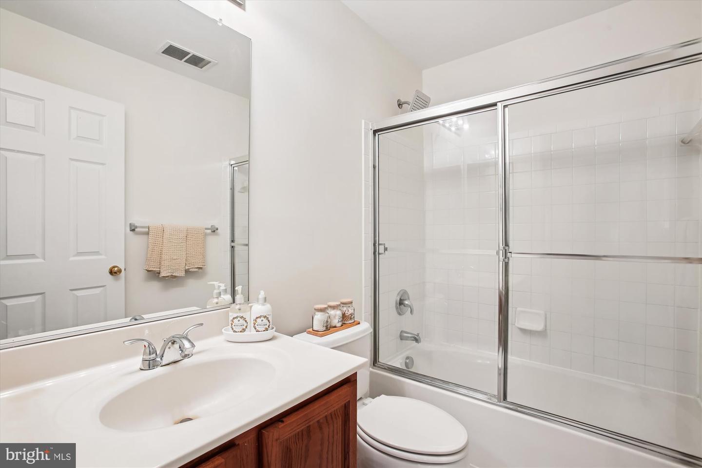 3335 BEECHCLIFF DR, ALEXANDRIA, Virginia 22306, 4 Bedrooms Bedrooms, ,3 BathroomsBathrooms,Residential,For sale,3335 BEECHCLIFF DR,VAFX2273994 MLS # VAFX2273994