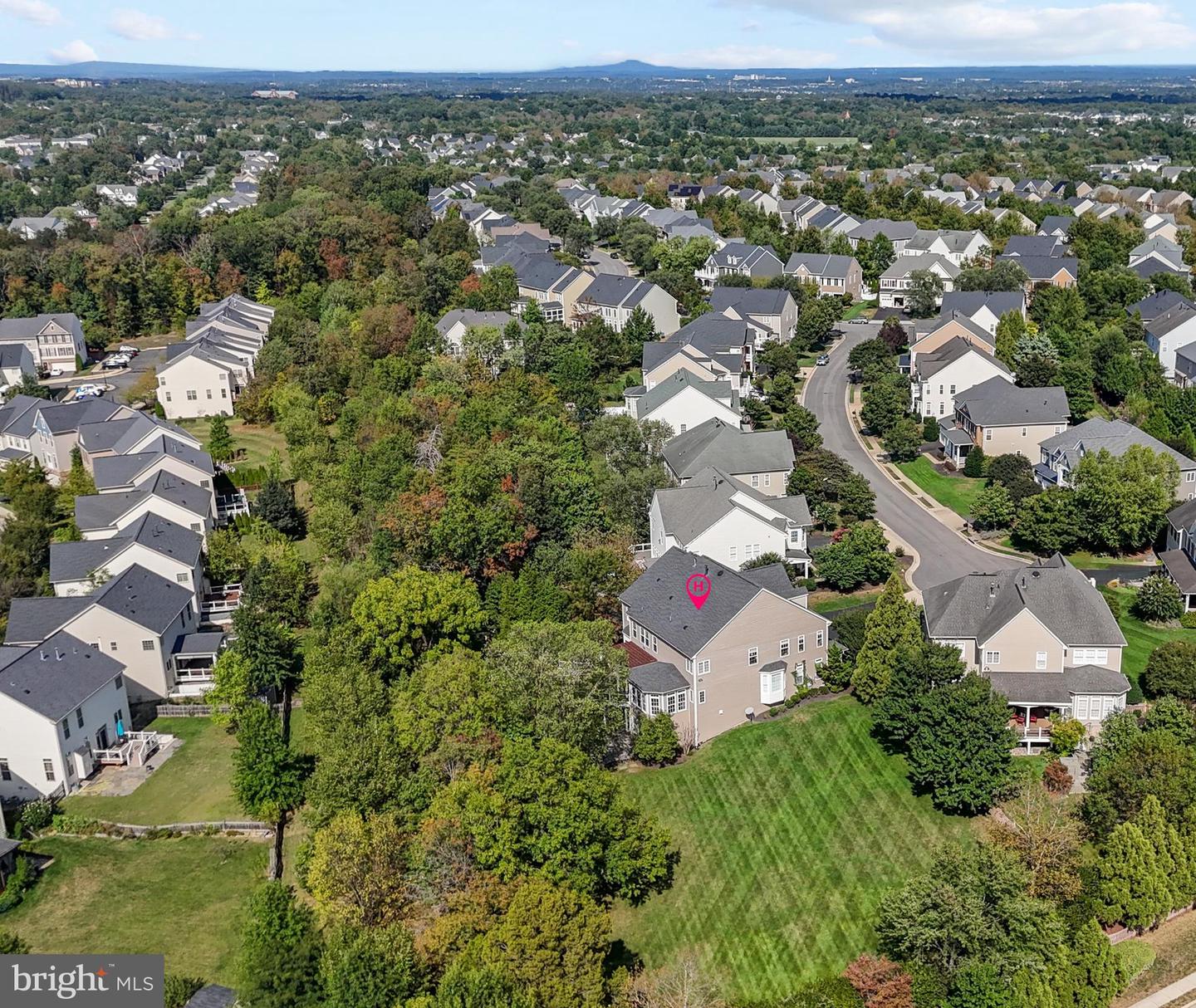 22197 WITHERS GROVE CT, BROADLANDS, Virginia 20148, 7 Bedrooms Bedrooms, 14 Rooms Rooms,6 BathroomsBathrooms,Residential,For sale,22197 WITHERS GROVE CT,VALO2108764 MLS # VALO2108764