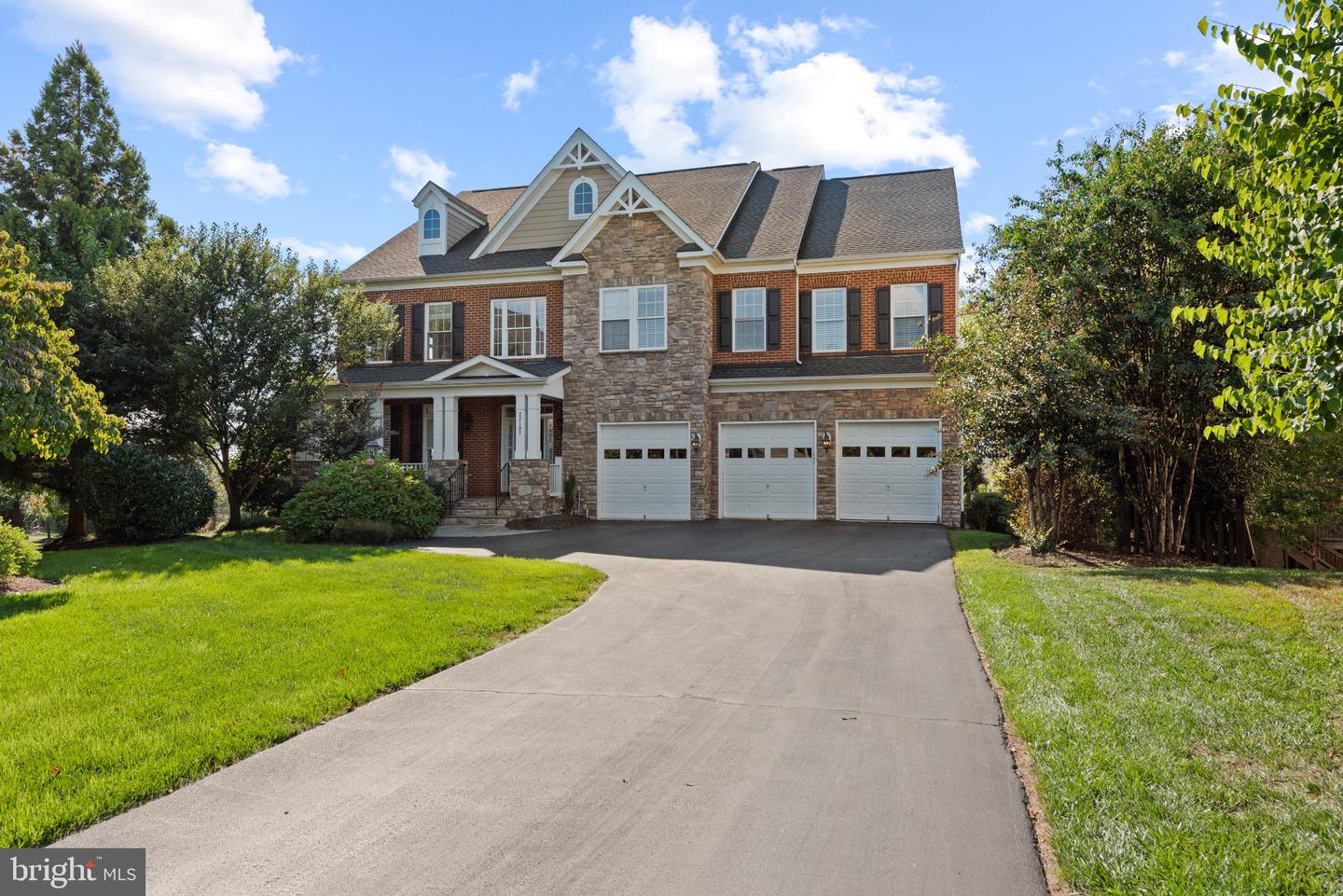 22197 WITHERS GROVE CT, BROADLANDS, Virginia 20148, 7 Bedrooms Bedrooms, 14 Rooms Rooms,6 BathroomsBathrooms,Residential,For sale,22197 WITHERS GROVE CT,VALO2108764 MLS # VALO2108764
